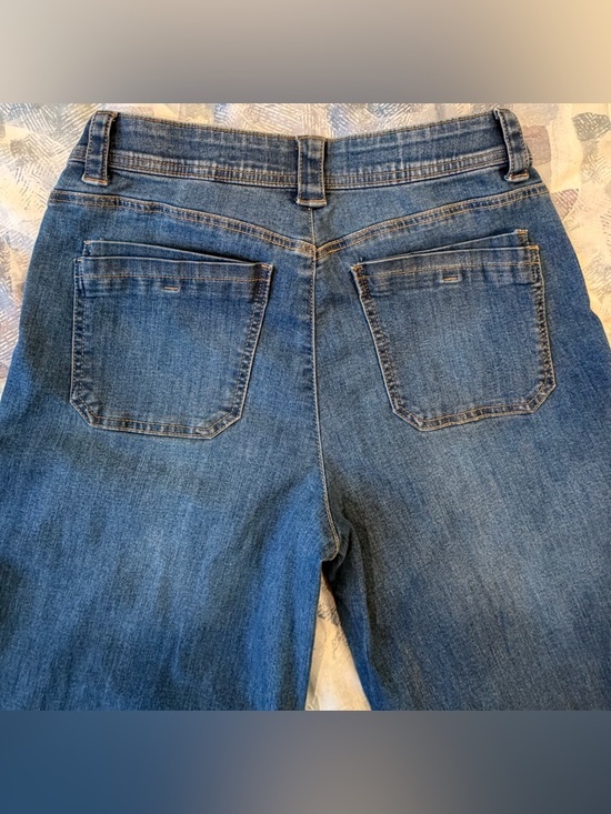 Democracy Wide Leg  Medium Wash Jeans W/ An Technology- Sz 6 - Picture 6 of 8